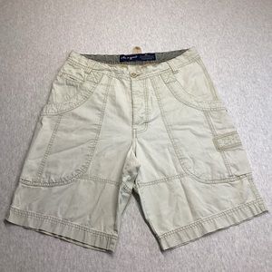 LIFE IS GOOD RN 19109 100%COTTON MEN’S BIG POCKET SHORTS SIZE:MEDIUM COLOR:BEIGE